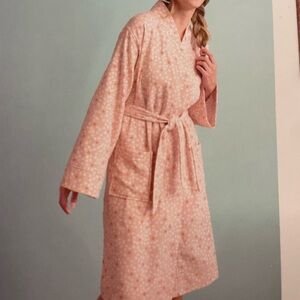 New Women’s Room Essentials Blush Polka Dot Robe Cotton Terry size Large/XL